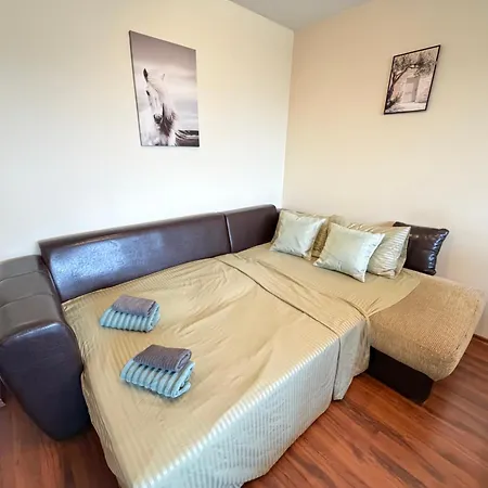 Porto Cozy 1bdr Near Airport And Metro W Wifi Lejlighed