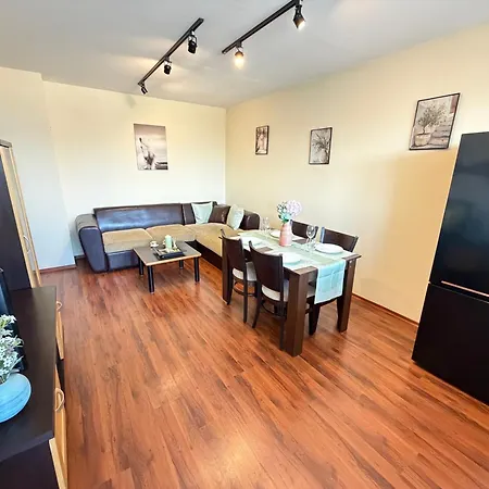 Porto Cozy 1bdr Near Airport And Metro W Wifi Apartamento *