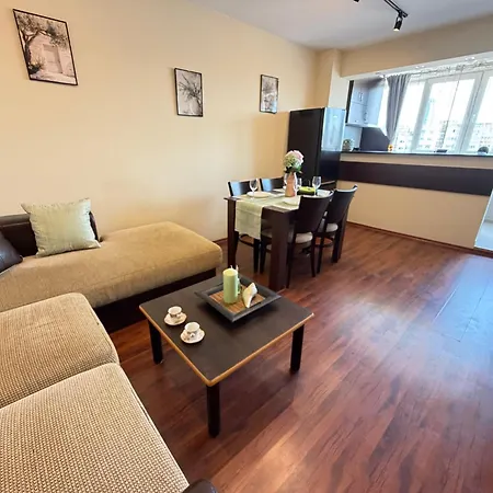 Apartamento Porto Cozy 1bdr Near Airport And Metro W Wifi Sofía